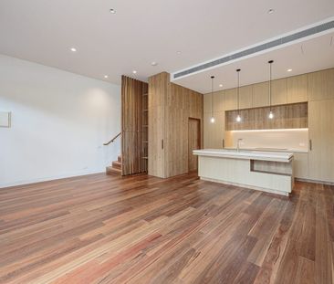 Luxury living at it's best! - Photo 1