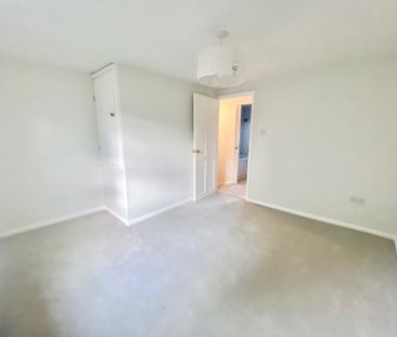 West Passage, Herts, Tring - Photo 4