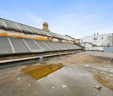 Upper Tooting Road, London, SW17 - Photo 6