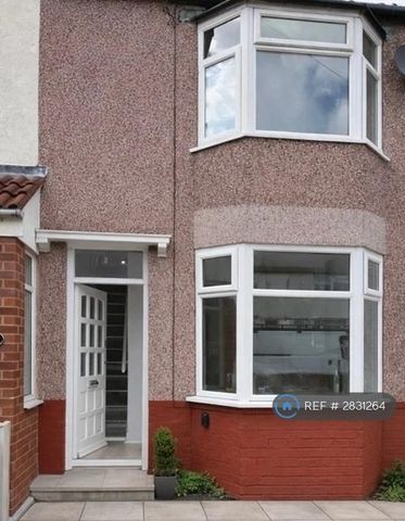 3 bedroom semi-detached house to rent - Photo 2