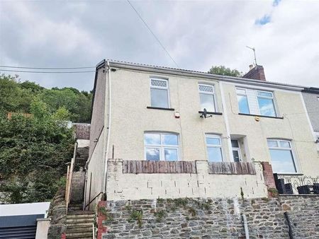 Pantygraigwen Road, Graigwen, Pontypridd, CF37 - Photo 4