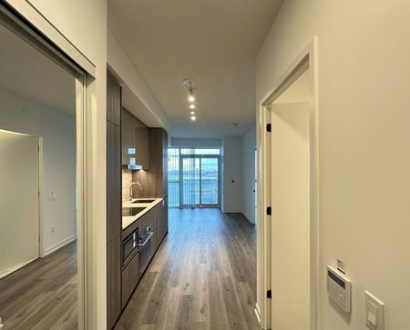 For Lease - 8 Interchange Way Unit# 1711, Vaughan, Ontario - Photo 4