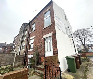 1 bedroom in a house share to rent - Photo 5