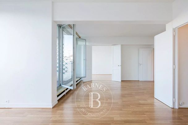 Appartement • Dupleix-Motte Picquet - Photo 1