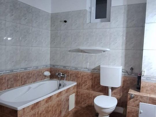Vila Individuala pentru Firme, Pasaj Mihai Bravu, 9 Camere, 10 min Metrou - Photo 1