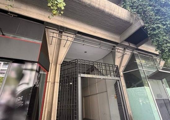 Calle de Santa Cruz de Marcenado, Madrid, Community of Madrid 28015