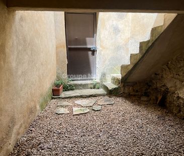 Maison de ville P2 avec cour et cave, - Photo 1