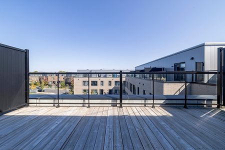 Maison à étages - 184 Av. Jenkins - Photo 4