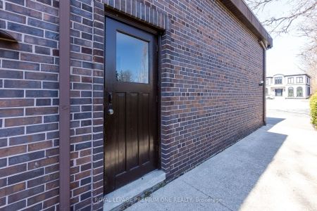 Property For Lease | N9195050 - Photo 3