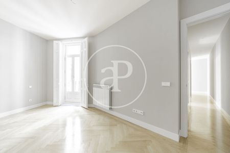 Flat for rent in Trafalgar (Madrid) - Photo 5