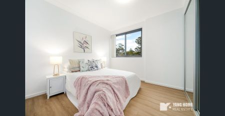 Modern Two-Bedroom Apartment Offering Style, Space & Convenience - Photo 4