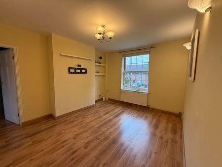 Greatdown Road, Hanwell, W7 - Photo 2