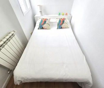 Bright furnished apartment with elevator for rent in Lavapiés neigh... - Photo 6