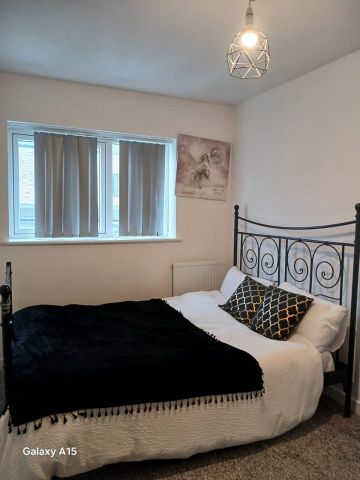 Room in a Shared House, Ansel Adams Way, HA2 - Photo 2