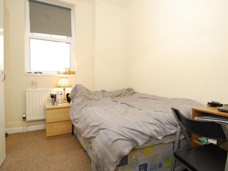 2 bedroom house share to rent - Photo 2