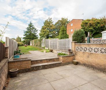 2 bedroom Terraced House to rent - Photo 4