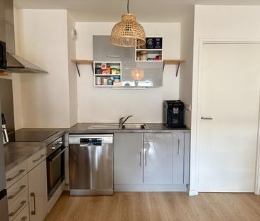 Location Appartement 3 pièces 65m² - Photo 3