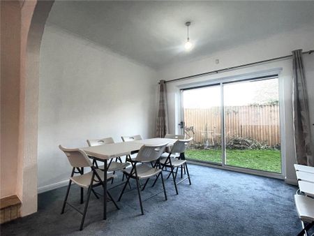 5 bedroom detached house to rent - Photo 3