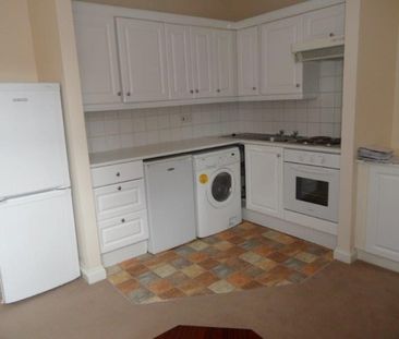 1 Bed Flat, Peak Place, LU1 - Photo 3
