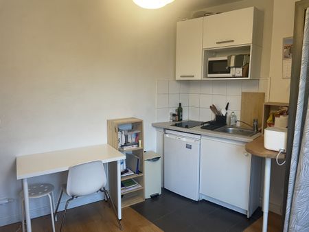 Location Appartement 1 pièce 18m² PARIS 5ème - Photo 3