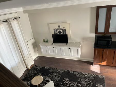 For Lease - 81 Buttonwood Avenue Unit# Unit B, Toronto, Ontario - Photo 2