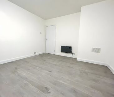 Studio Flat To let - HP12 (All Bills Included) - Photo 4