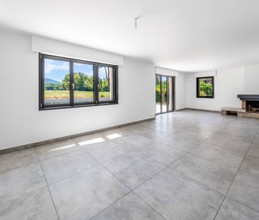 Villa • Sciez - Photo 1