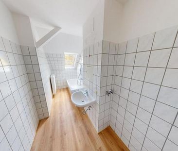 Charmante Dachgeschosswohnung in attraktiver Wohnlage - Photo 5