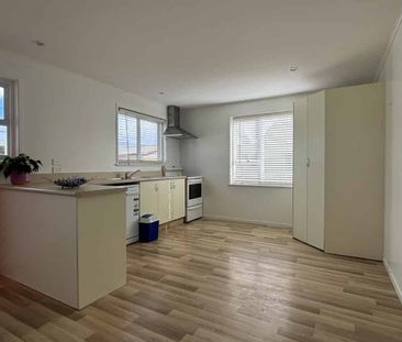 Sunny and Comfortable in Westown - Photo 3