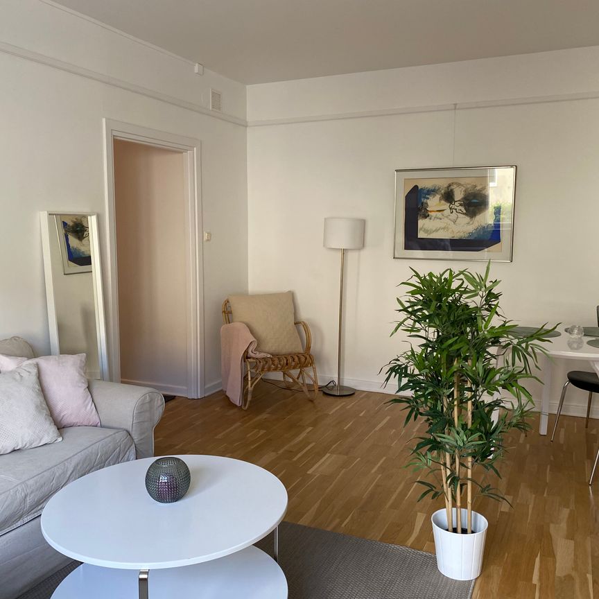 Burspråksvägen, Johanneshov - Photo 1