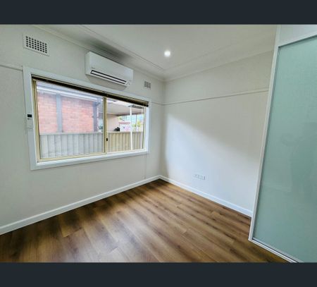 15 Brett St, Revesby, NSW 2212 - Photo 5