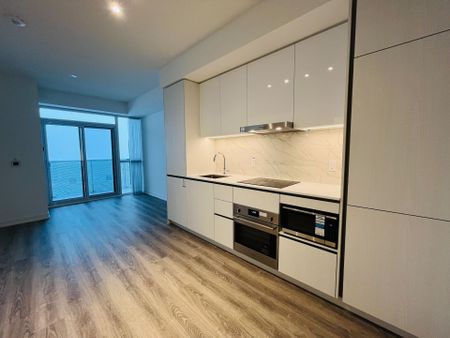 For Lease - 8 Interchange Way Unit# 5903, Vaughan, Ontario - Photo 2