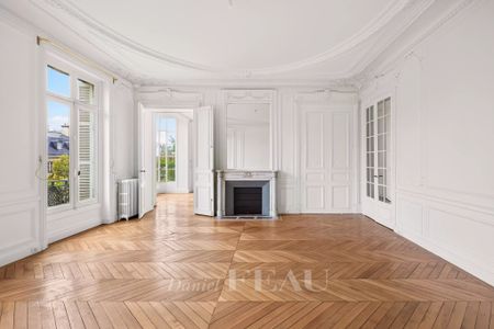 Tout savoir sur cet appartement dans le quartier Val de Grace, à Paris 5ème - Photo 2