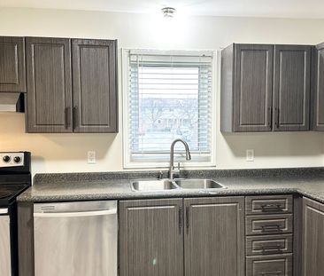 For Lease - 217 Martinet Avenue Unit# 46, London East, Ontario - Photo 5