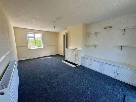 Elmlea Avenue, Fremington, Barnstaple, EX31 - Photo 1