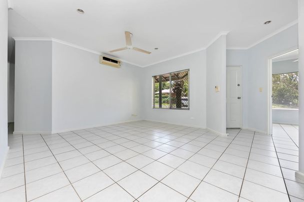 FAMILY HOME IN GUNN - Photo 1