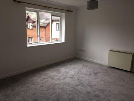 1 bedroom apartment to rent - Photo 2