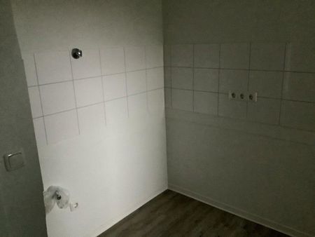 Hier fühlen Sie sich wohl: weitläufige 3-Zimmer-Wohnung mit Balkon - Foto 4