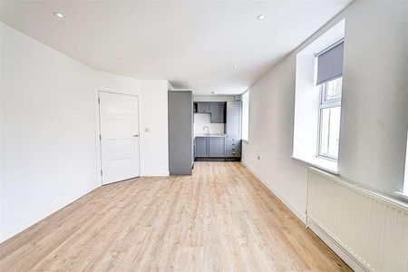 London Road, Westcliff-on-sea, SS0 - Photo 2