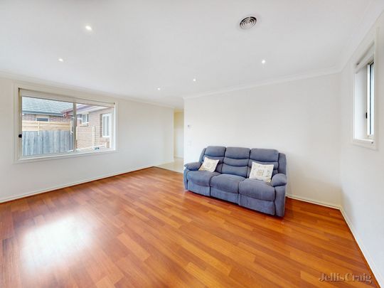 1/19 Clydesdale Road, Airport West - Photo 1