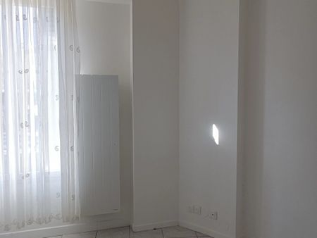 Location Appartement 1 pièces 22 m2 à Vitry-sur-Seine - Photo 3