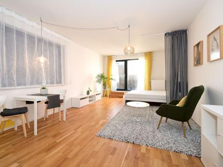 Pronájem bytu 1+kk 43 m2 - Fotografie 2