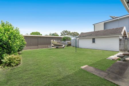 78 Moreton Avenue, Wynnum. - Photo 4