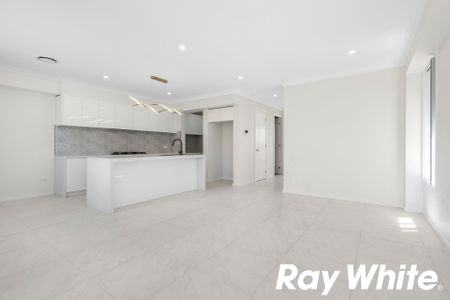 BRAND NEW AND READY FOR YOU Four Bedroom Residence Walking Distance to Nirimba Fields Public School! - Photo 5