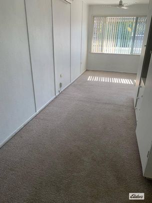 2 bedroom unit including electricity & water - Photo 1
