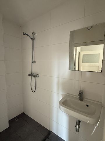 Te huur: Appartement Jan Evertsenstraat 81 3 in Amsterdam - Foto 4