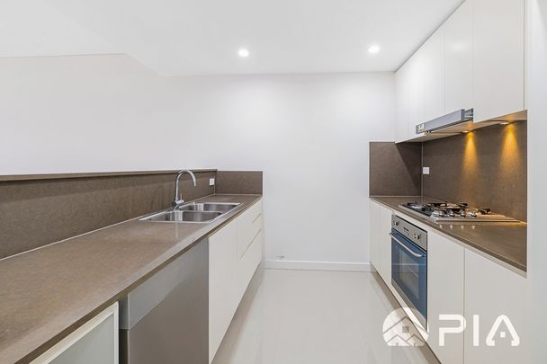 Luxury River view Apartment in Parramatta, For lease Now - Photo 1