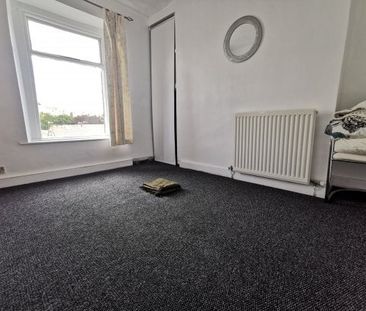 Symmons Street, Swansea, SA1 - Photo 1