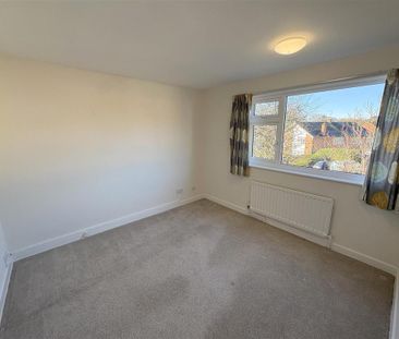 3 bedroom detached house to rent - Photo 3