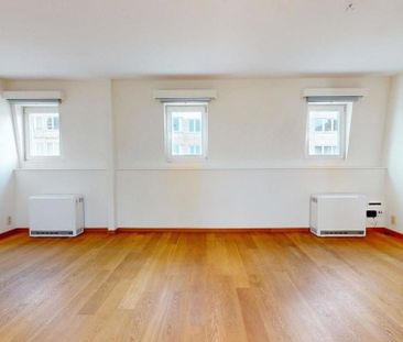 Penthouse te huur in Schaarbeek voor € 1.400 met 2 slaapkamers - Foto 3